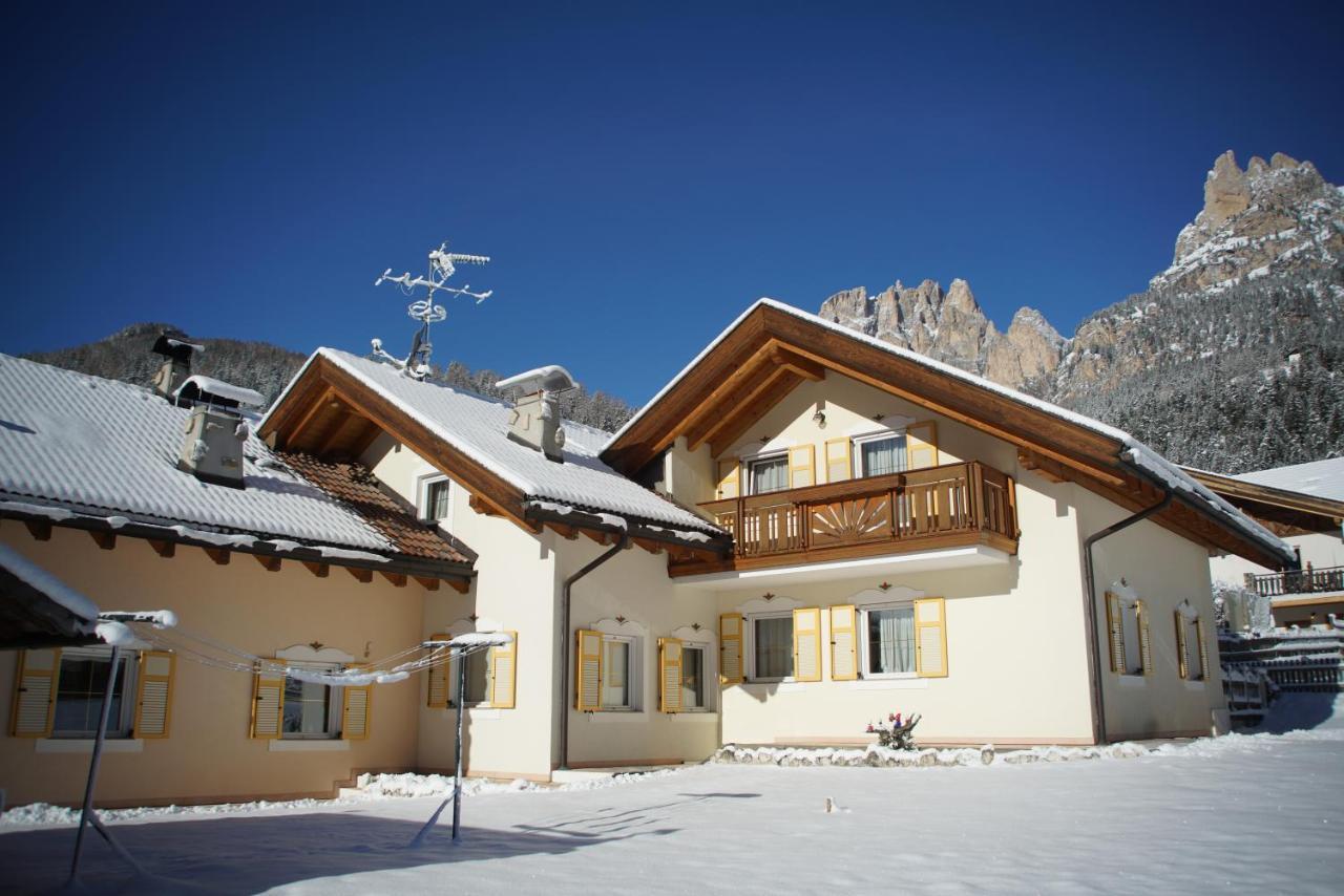 Residence Le Rose Поцца-ді-Фасса Екстер'єр фото