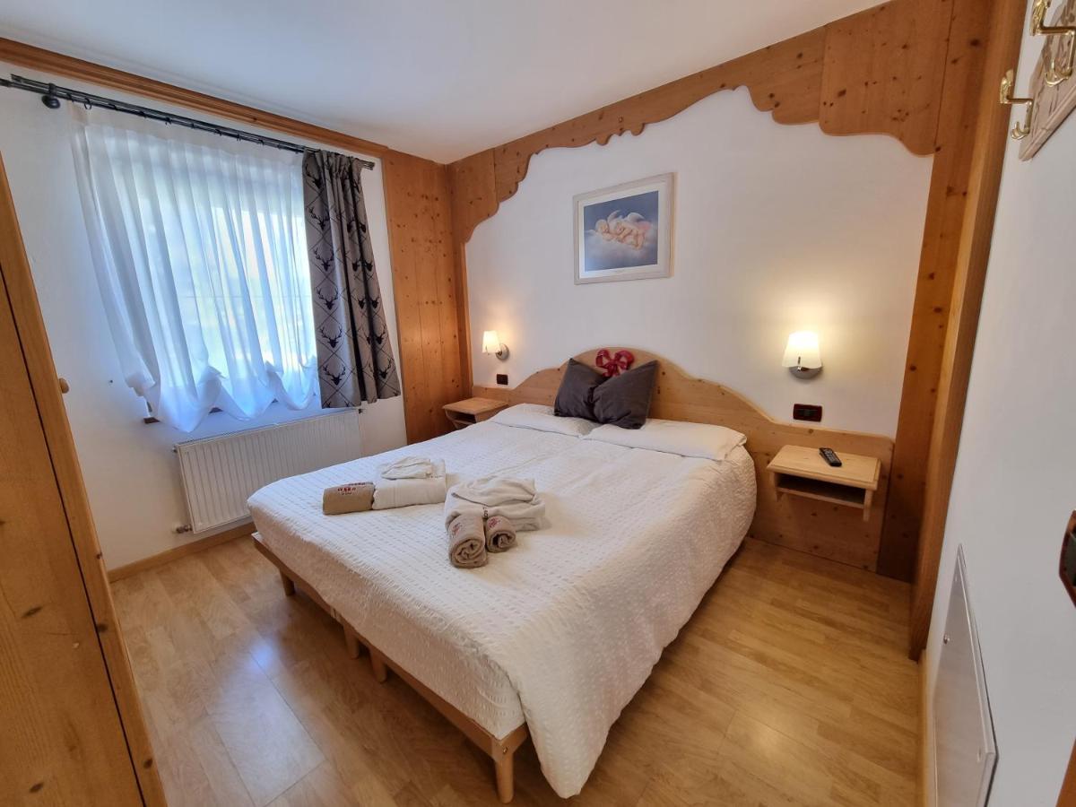 Residence Le Rose Поцца-ді-Фасса Екстер'єр фото
