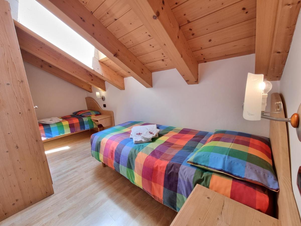 Residence Le Rose Поцца-ді-Фасса Екстер'єр фото