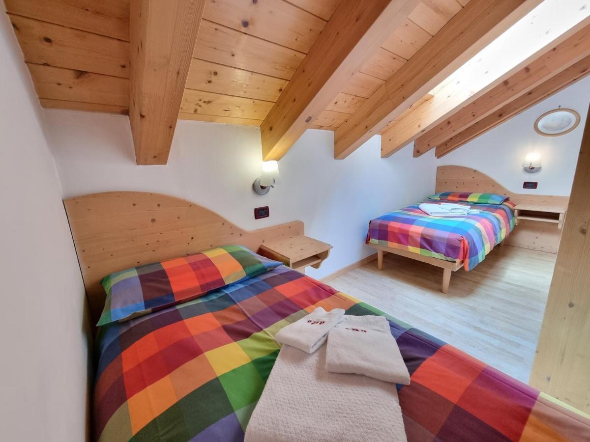 Residence Le Rose Поцца-ді-Фасса Екстер'єр фото
