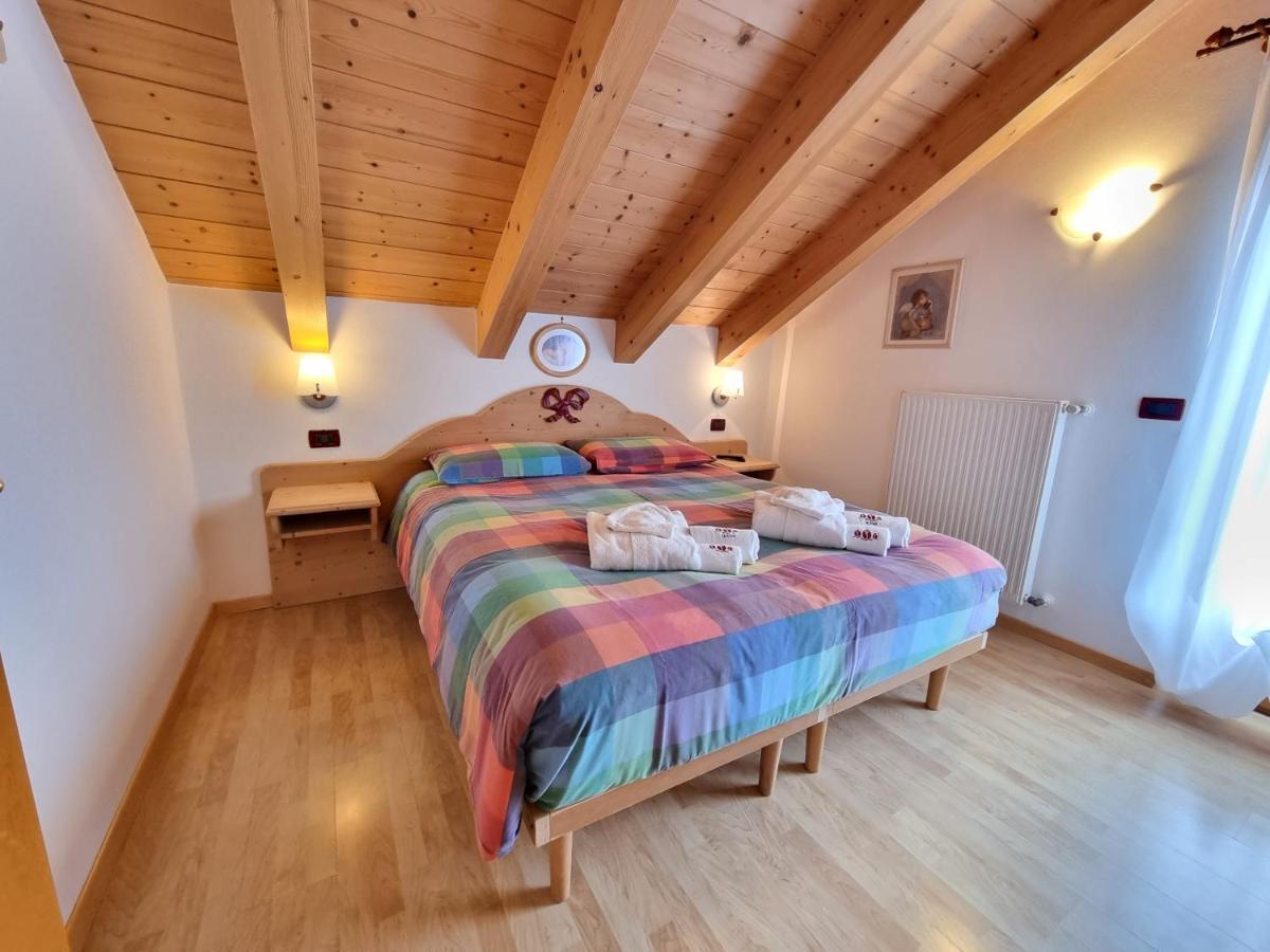 Residence Le Rose Поцца-ді-Фасса Екстер'єр фото