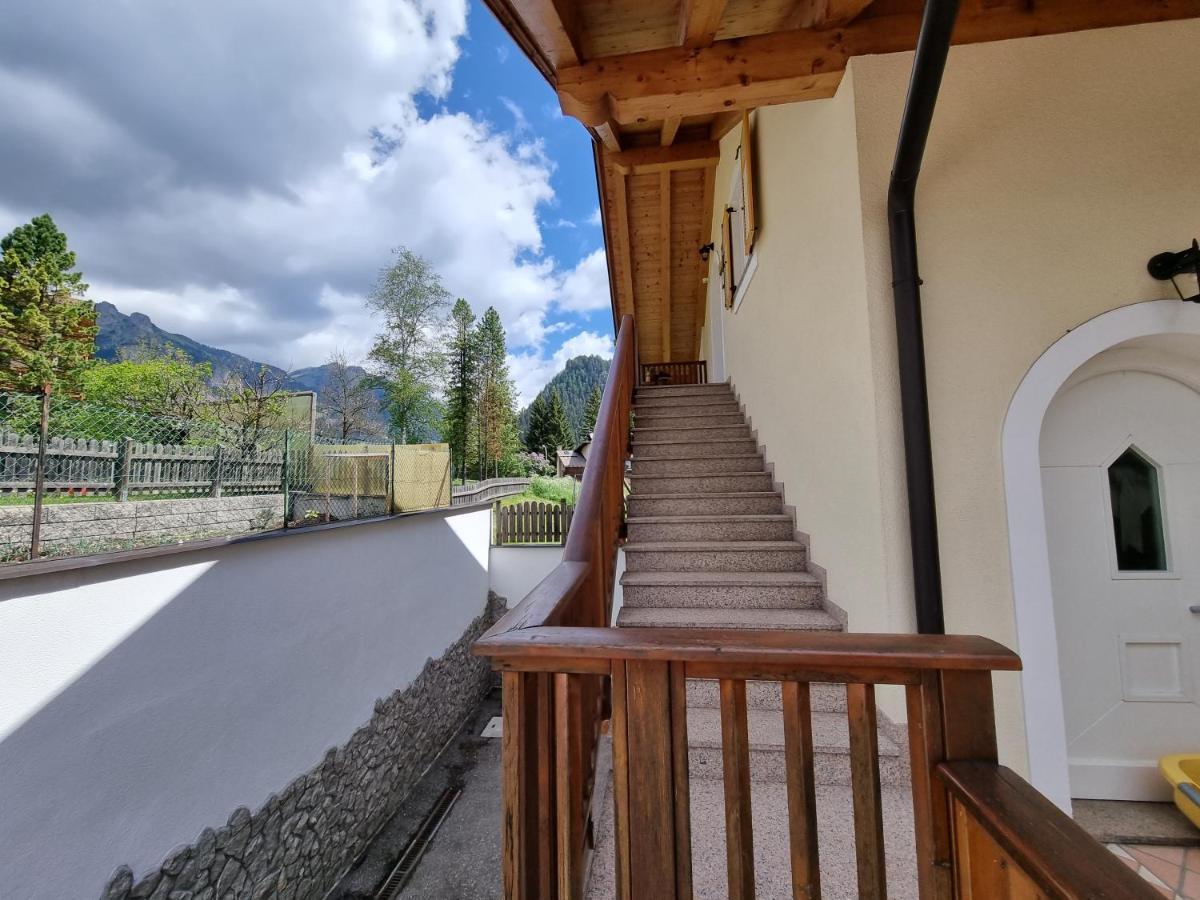 Residence Le Rose Поцца-ді-Фасса Екстер'єр фото