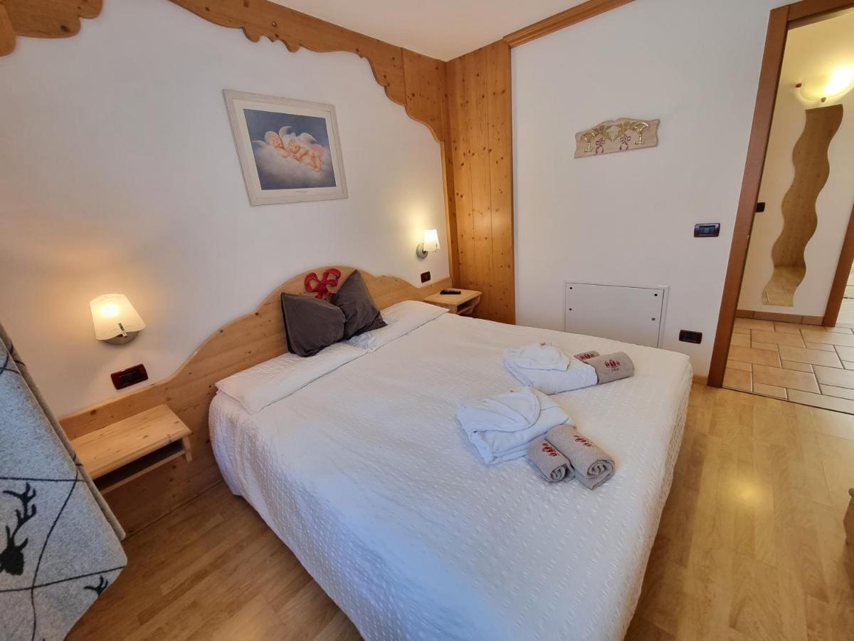 Residence Le Rose Поцца-ді-Фасса Екстер'єр фото