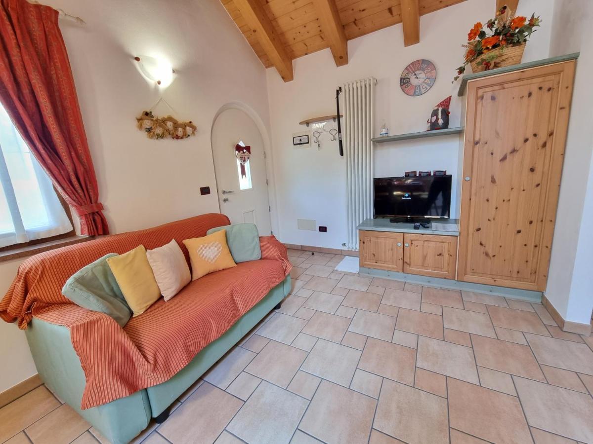 Residence Le Rose Поцца-ді-Фасса Екстер'єр фото