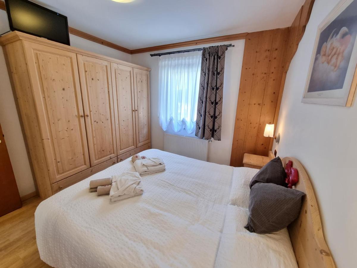 Residence Le Rose Поцца-ді-Фасса Екстер'єр фото