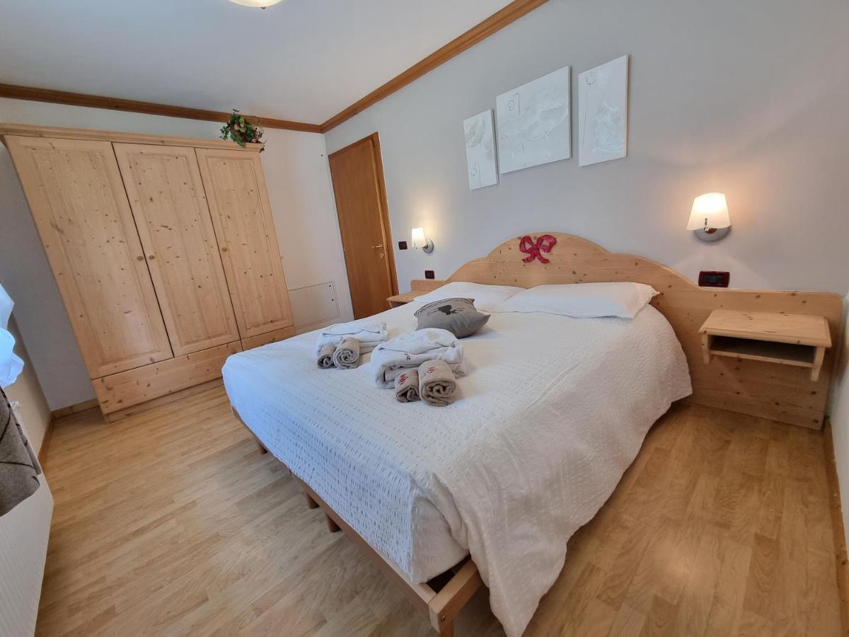Residence Le Rose Поцца-ді-Фасса Екстер'єр фото