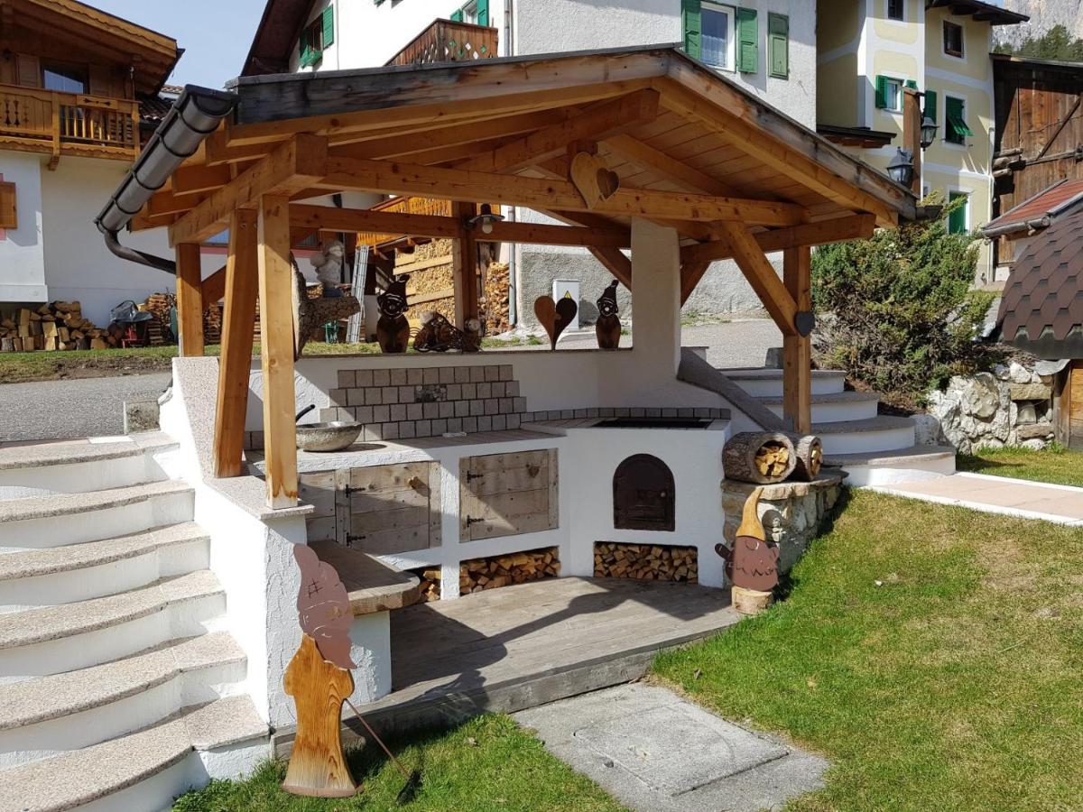 Residence Le Rose Поцца-ді-Фасса Екстер'єр фото